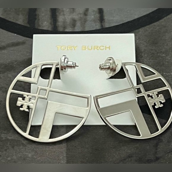 🆕 Tory Burch Authentic Silver Earrings At Awesome Prices To Buy Now & Save - Picture 10 of 11